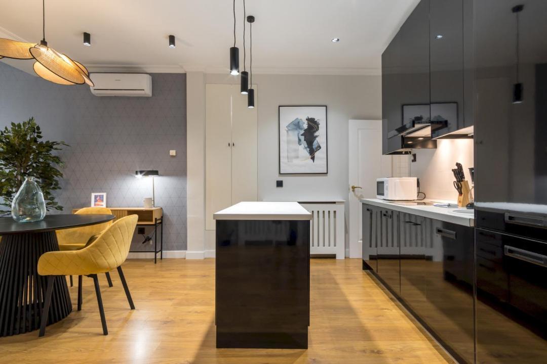 Wide And Modern -1Bd 1,5 Bth- Malasana Madrid Luaran gambar