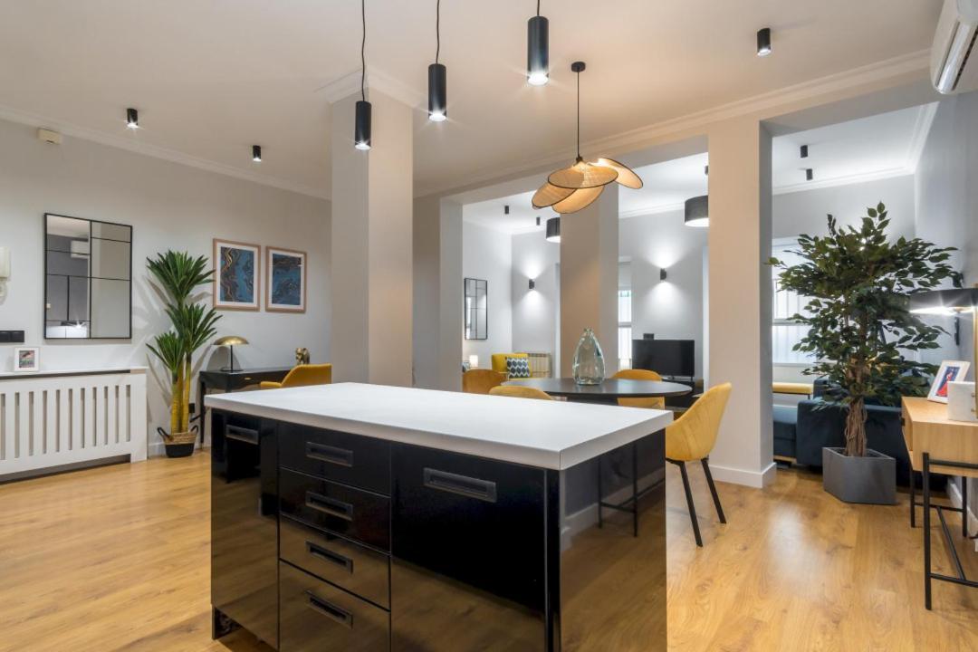 Wide And Modern -1Bd 1,5 Bth- Malasana Madrid Luaran gambar
